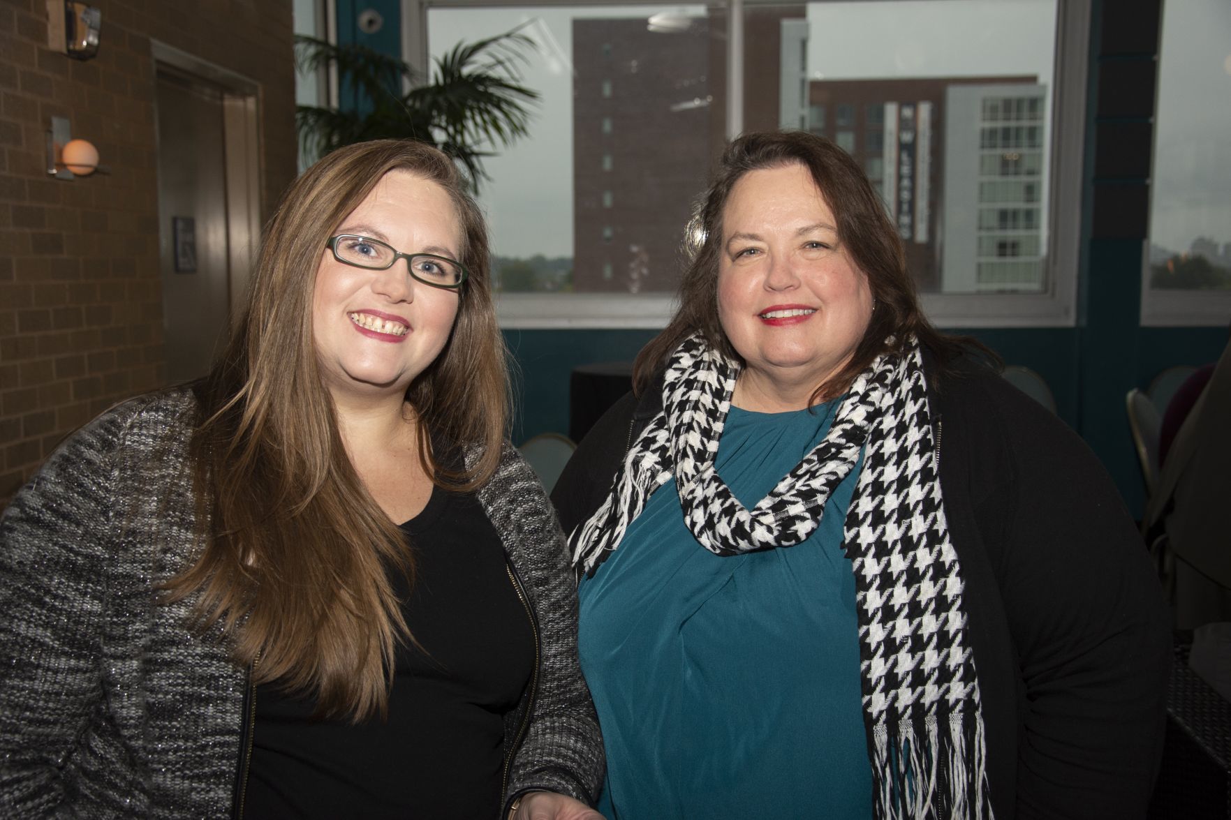 Gretchen Waddell Barwick, Patricia Schuba